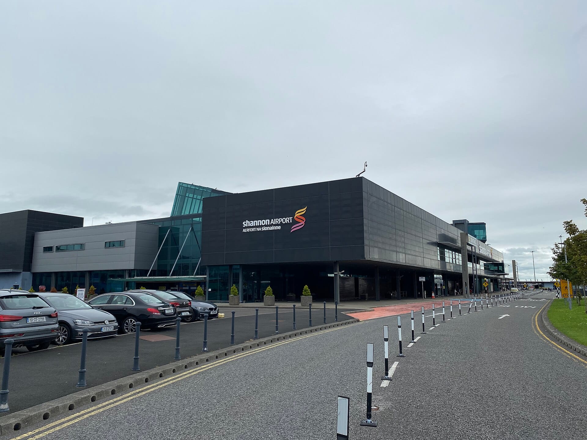 Shannon Airport znosi limit 100 ml. Pojemniki do 2 litrów w bagażu podręcznym